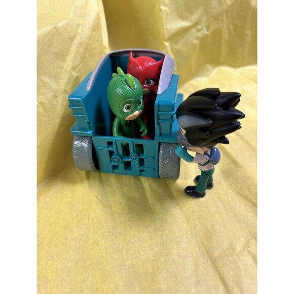 pj masks figures and vehicle lot - Picture 4 of 4